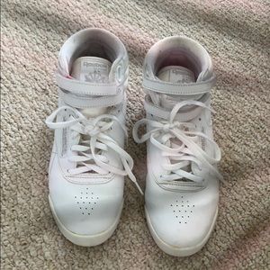 White Reebok sneakers classic